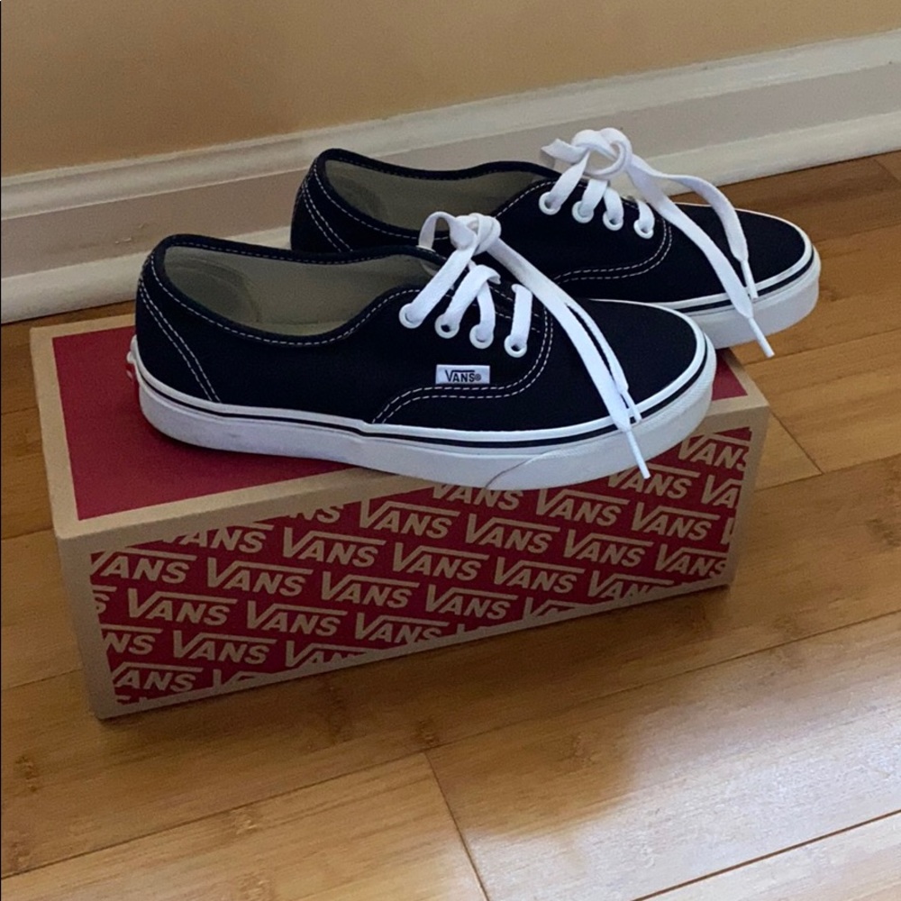 Vans Authentic Skate Shoe - Black